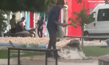ARTISTA PLÁSTICO LÊDO IVO TEM MAIS UM ATAQUE ESQUIZOFRÊNICO E DESTRÓI MONUMENTO DA PRAÇA DO JACARÉ, NO CENTRO DE JUAZEIRO-BA