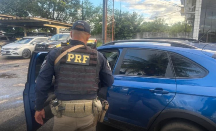 PRF e BOPE prendem suspeito de liderar facção criminosa, após fazer família refém no Recife (PE)